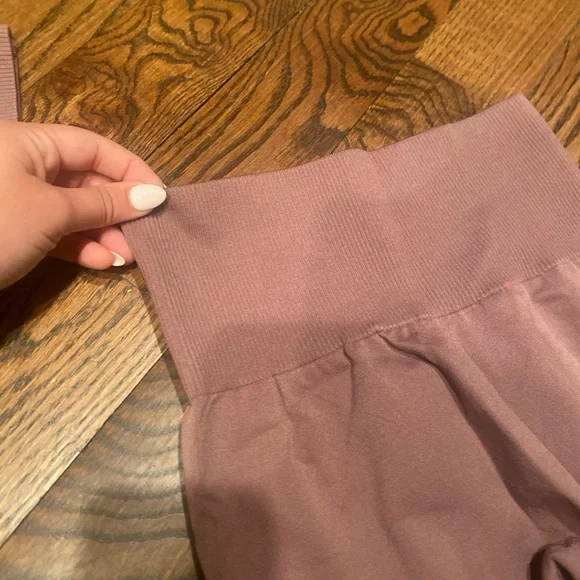 Hotexy Two Piece Workout Set - Picture 14 of 14